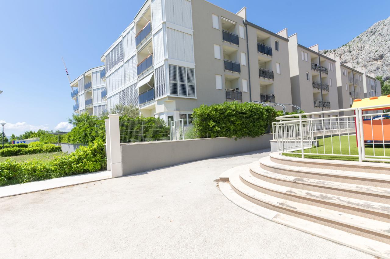Apartment Ivanka Оміш Екстер'єр фото
