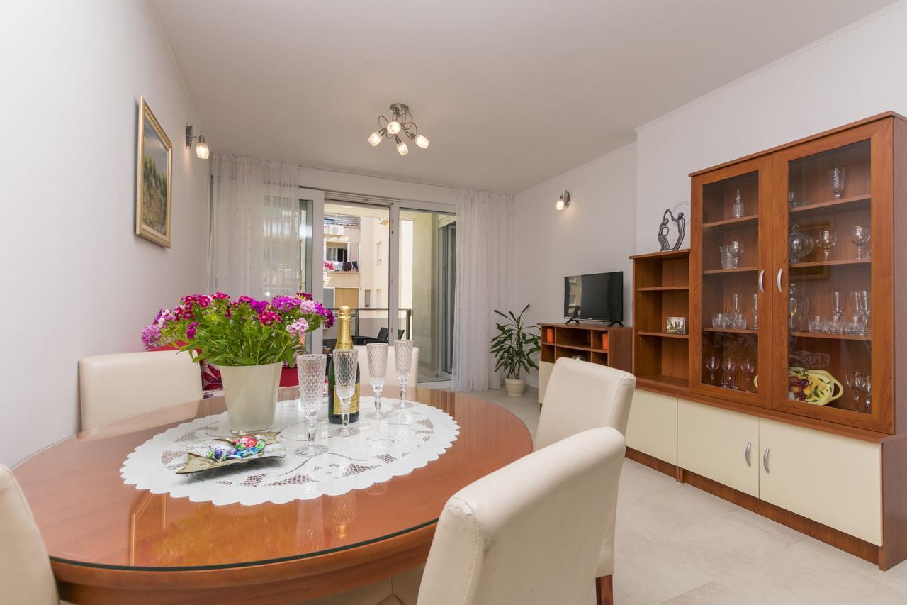 Apartment Ivanka Оміш Екстер'єр фото